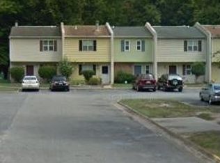 12731 Woodside Ln, Newport News, VA 23602