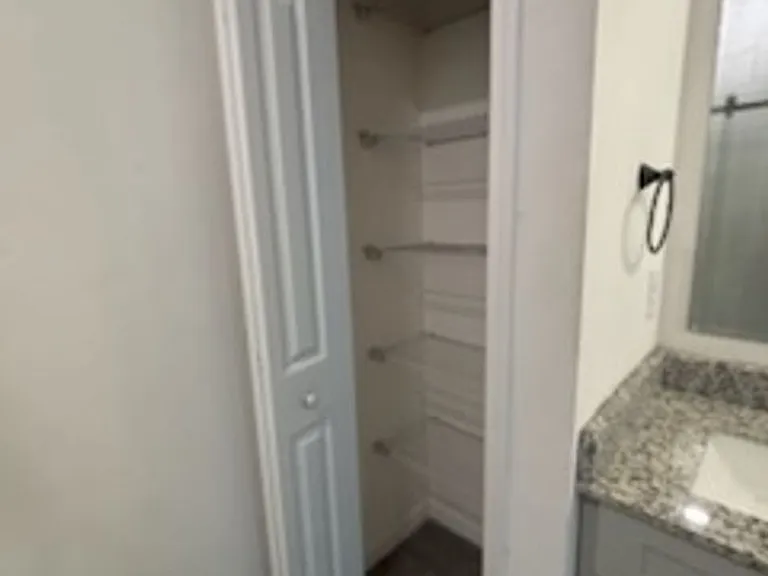2028 NE 8th Pl — Photo 13