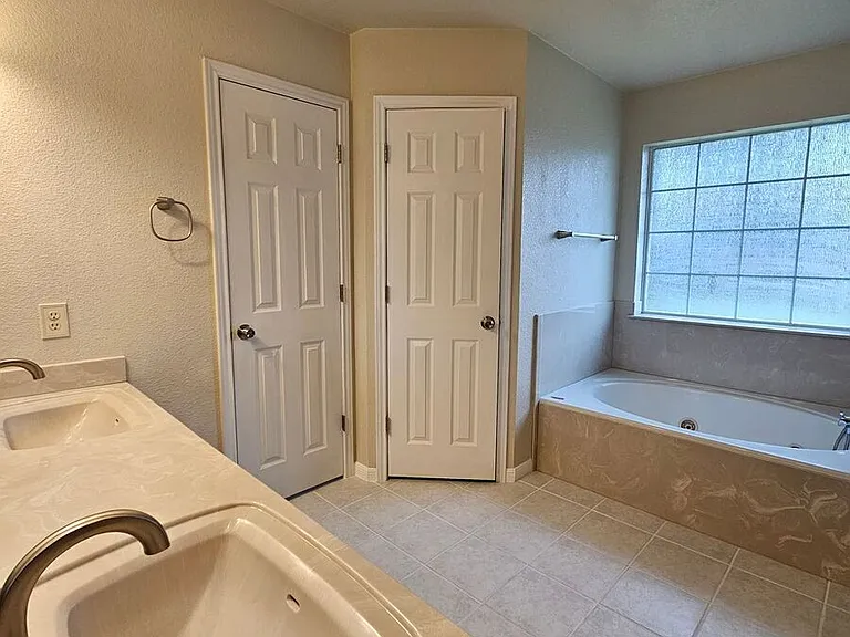 2021 Herald Dr — Photo 11