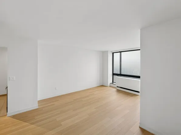 1 Columbus Place image 1 of 34