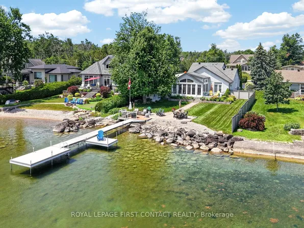 167 Lakeshore Rd W, Oro Medonte, ON L0L 2E0