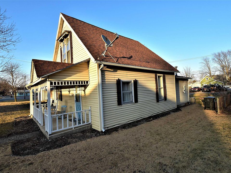 720 N Monticello St, Winamac, IN 46996 Zillow