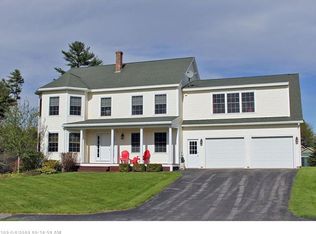 114 Victoria Dr, Westbrook, ME 04092