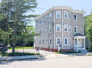 5 Stearns St, Pawtucket, RI 02861