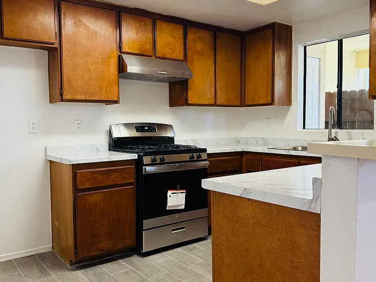 21513 Juan Ave #6 — Photo 7