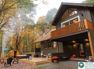 1242 Shadblow Rd, Pocono Summit, PA 18346