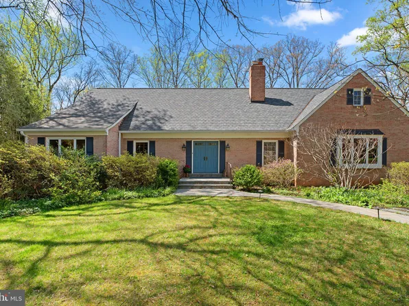 9600 Weathered Oak Ct, Bethesda, MD 20817