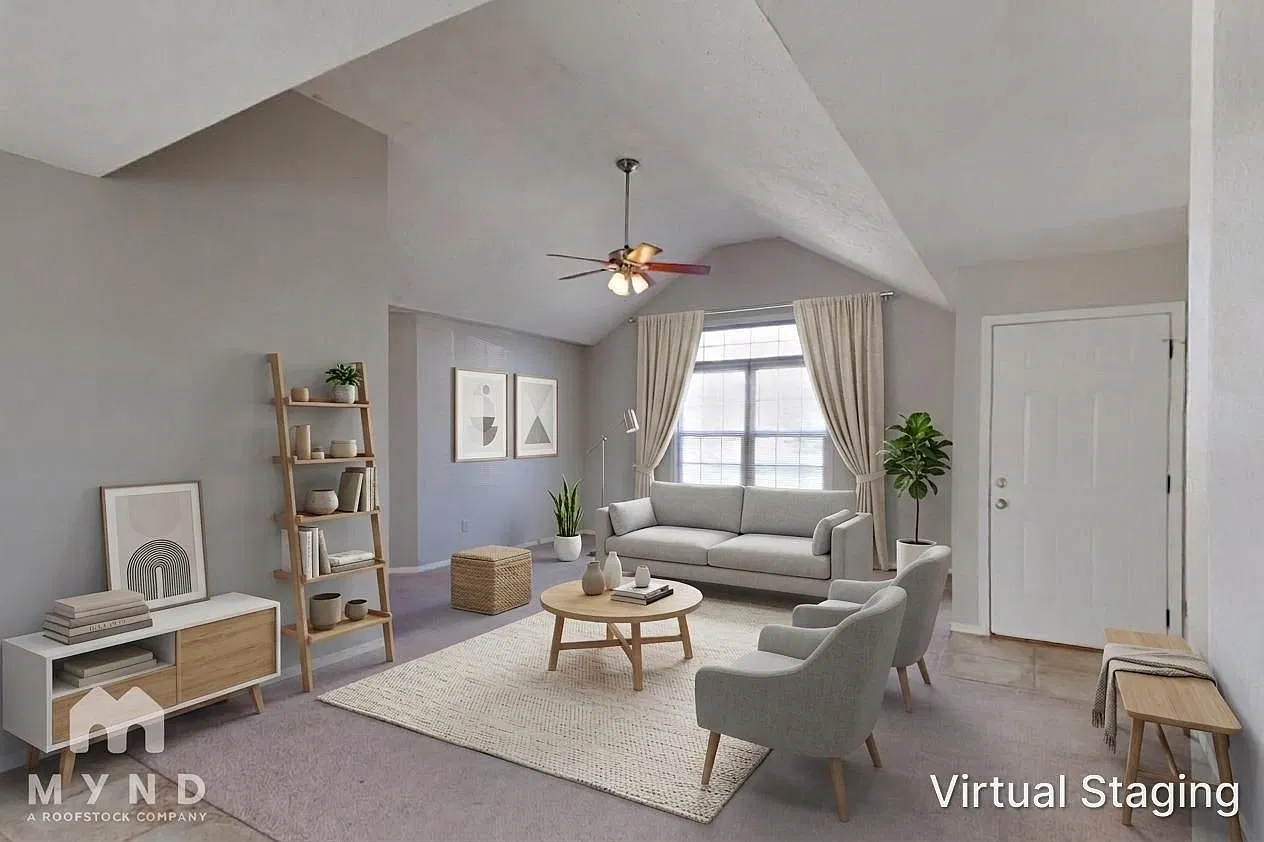 3 bed, 2.0 bath, 1319 sqft, $1,563 — Photo 2