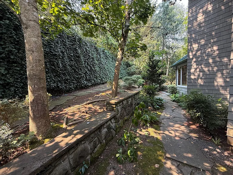 7275 N Mercer Way — Photo 61