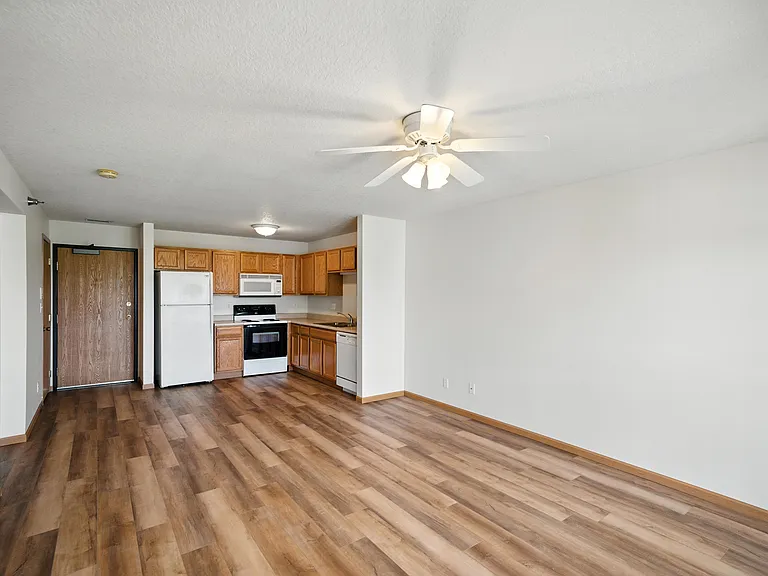 1336 Mayfield Dr #101 — Photo 3