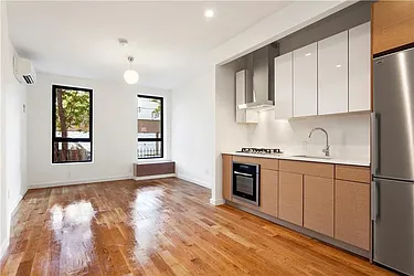 Rented by Investmates Real Estate