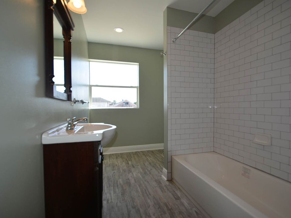 1st image of 1057 Lebeau St