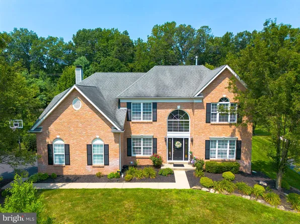 3937 Trail Way W, Doylestown, PA 18902