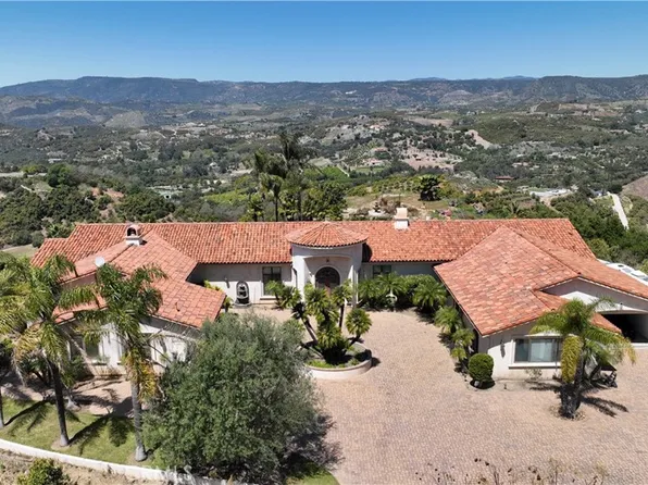 25900 Carancho Rd, Temecula, CA 92590