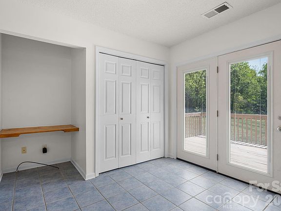 5th image of 103 1st Ave NW