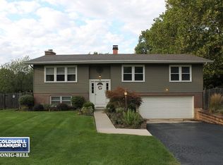 740 Hitchcock Ave, Lisle, IL 60532