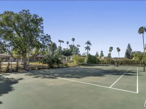 4678 White Oak Ave, Encino, CA 91316