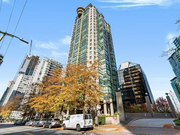 1367 Alberni St #806, Vancouver, BC V6E 4R9