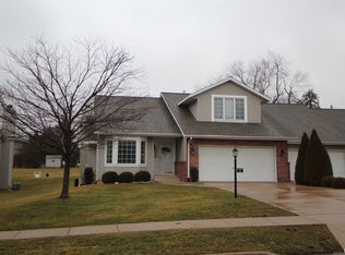 4 Primrose Ln #701, Washington, IL 61571