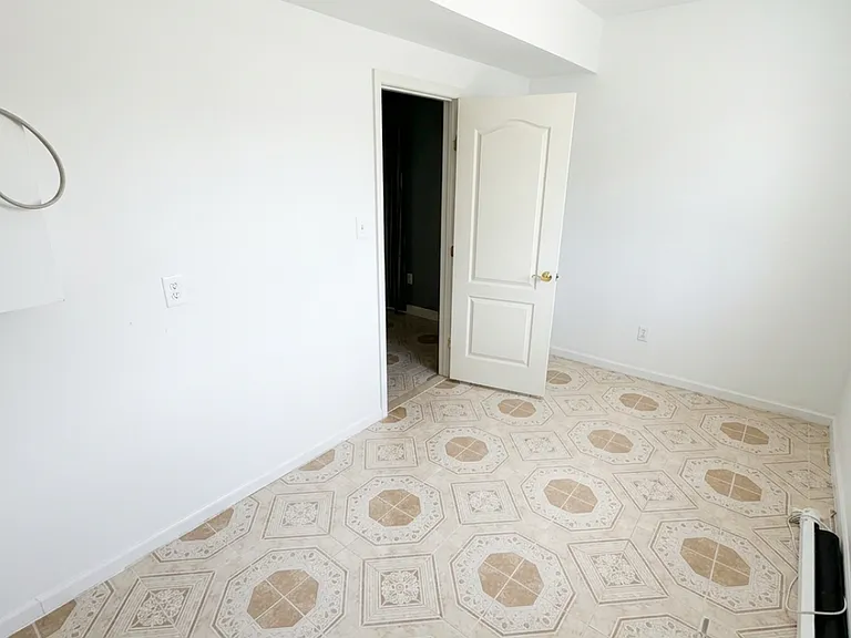 3921 Braveheart Cir — Photo 19