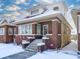 5931 W Grace St, Chicago, IL 60634