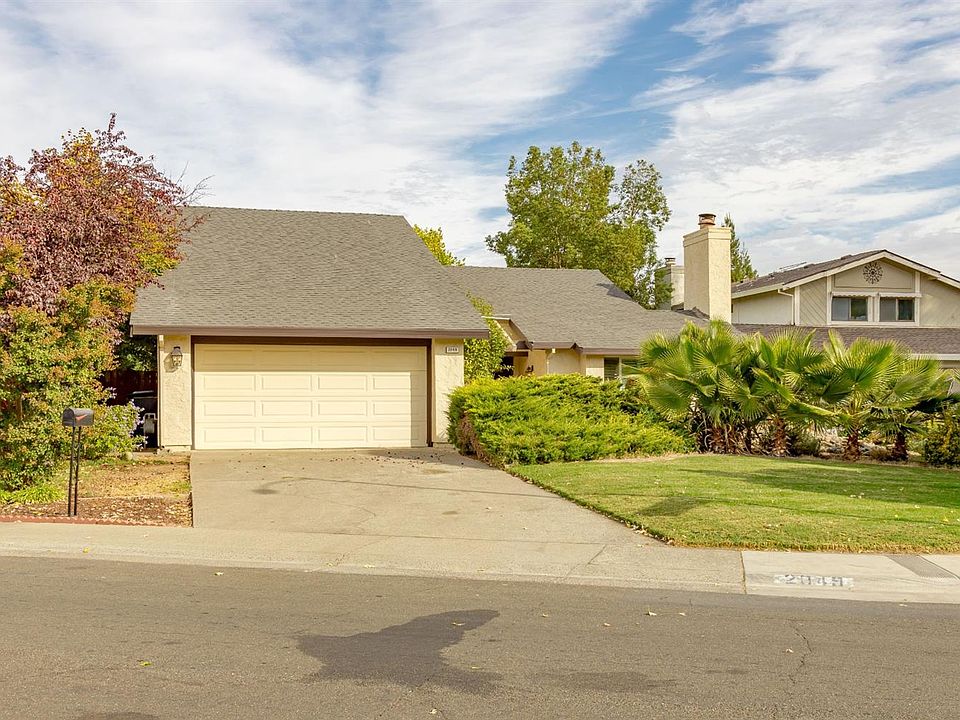 1st image of 2049 Klamath River Dr
