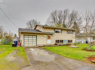9325 SE Regents Dr, Milwaukie, OR 97222