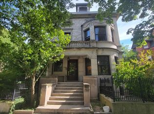 2943 W Washington Blvd #3, Chicago, IL 60612