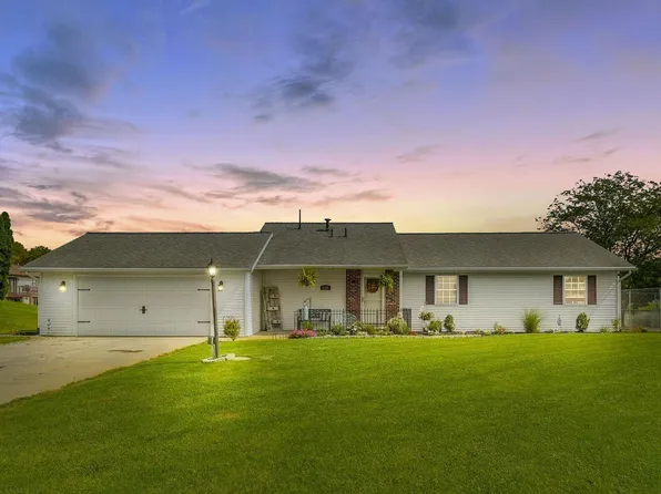 1799 E Springfield Dr, Warsaw, IN 46582