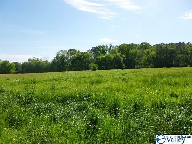 2nd image of 79 Valley Rd