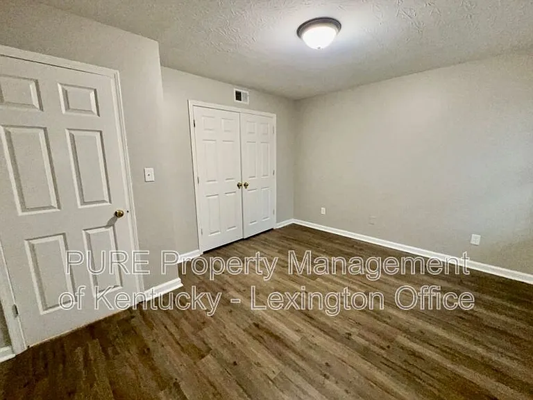 276 Grinder Ct — Photo 15