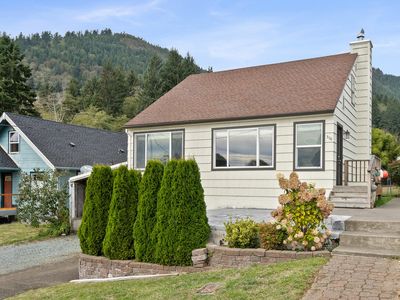 306 Evergreen Ave, Garibaldi, OR, 97118