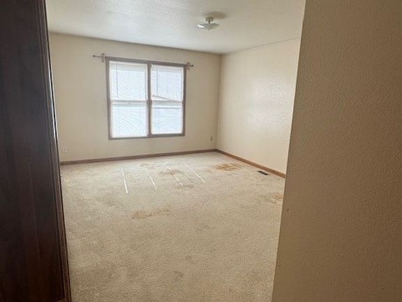5th image of 1025 49th Ave #C