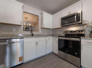 3017 Waldrop Cir, Decatur, GA 30034