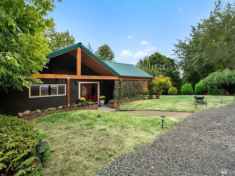 1st image of 5366 Diamond Pl NE