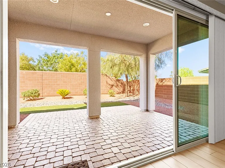 10314 Apache Blue Ave — Photo 45
