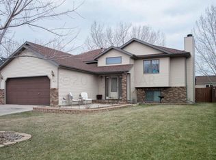 1830 32nd St S, Moorhead, MN