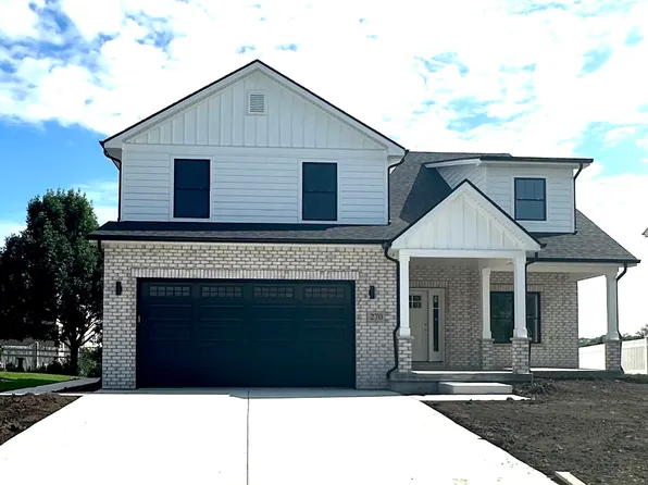 270 Maple St, Beecher, IL 60401