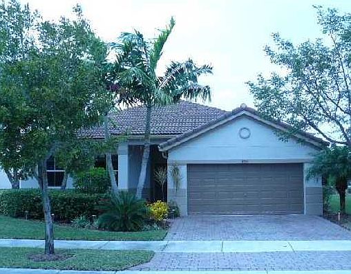 1st image of 1080 Lavender Cir