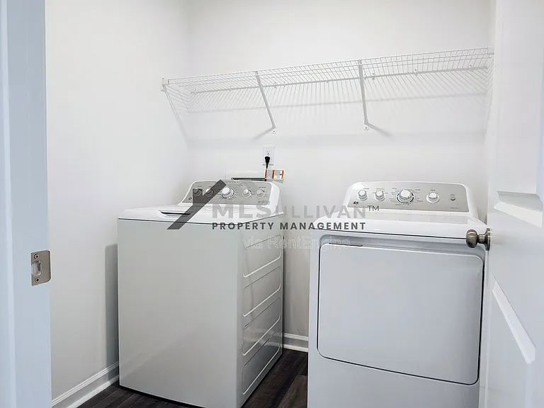 875 Pilot St — Photo 15