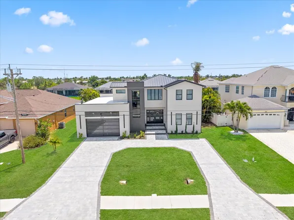 2636 Surfside Blvd, Cape Coral, FL 33914