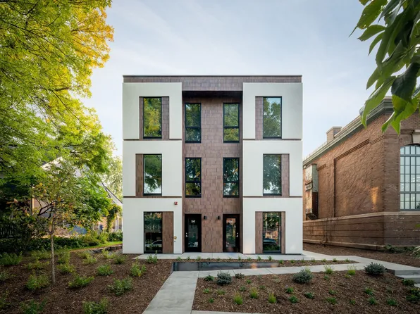 Amp House Apartments