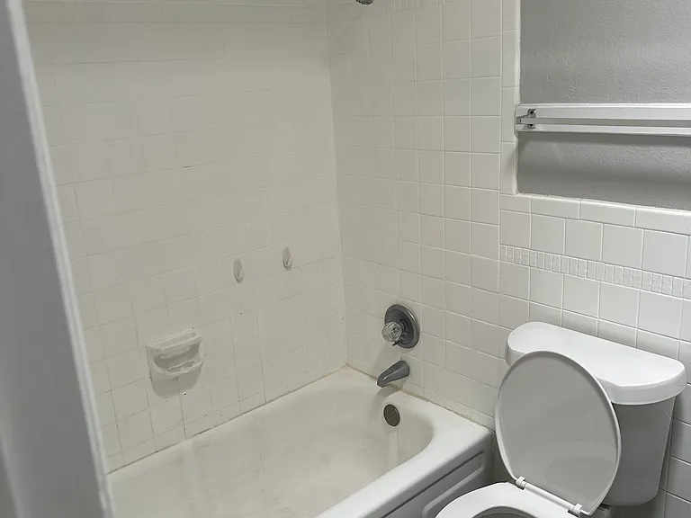 11201 Campestre Ln #B — Photo 1