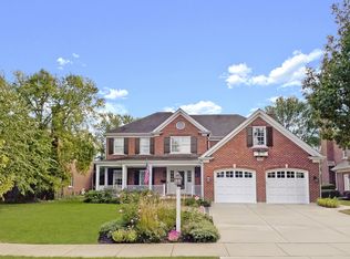 2303 Larkdale Dr, Glenview, IL 60025