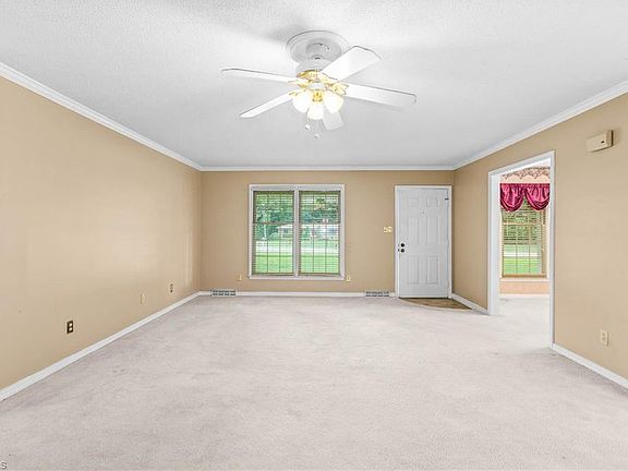 5th image of 1719 Suther Rd