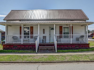 208 E Cottage Ave, Elizabethton, TN, 37643