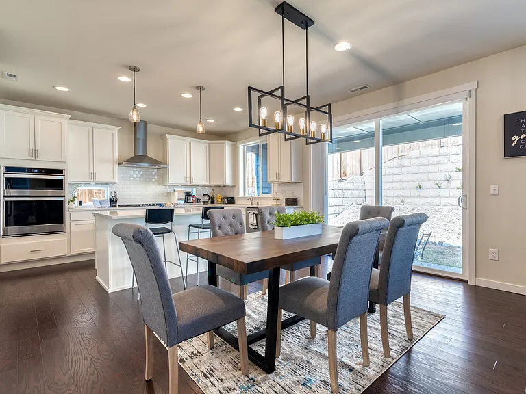 Dining area to gather and catch up with family and friends