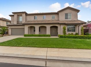 2262 Carson Ave, Clovis, CA 93611