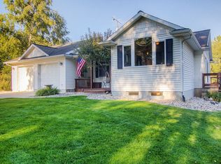 10891 Tamarack Rd, Lakeview, MI 48850