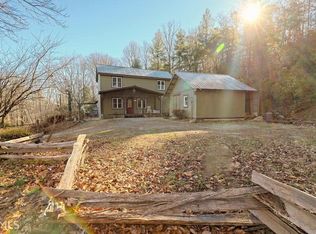 210 Dover Ln, Clayton, GA 30525